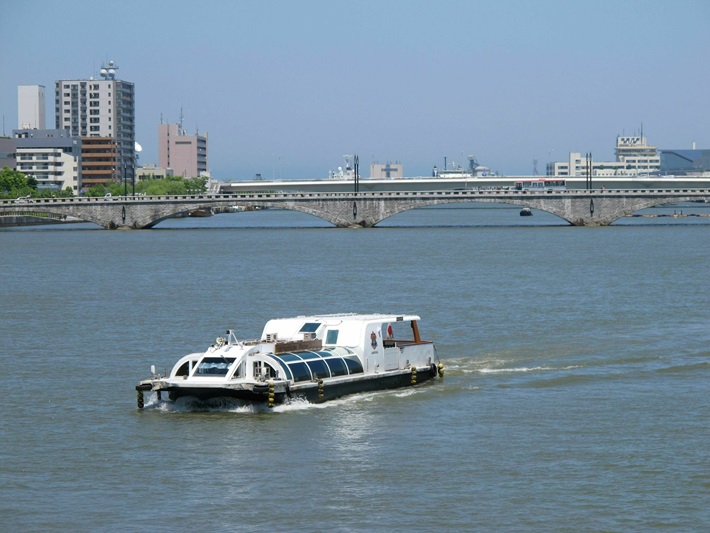 信濃川ウォーターシャトル