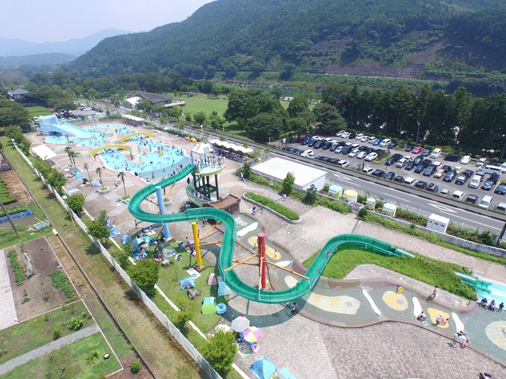 度会町の「遊水プール 鏡」を上空から撮った写真