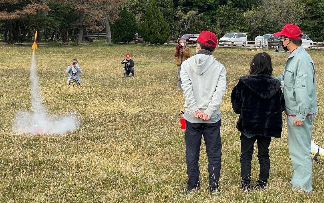 いま、私たちの未来を考える」～自分で作るロケット発射体験～（和歌山