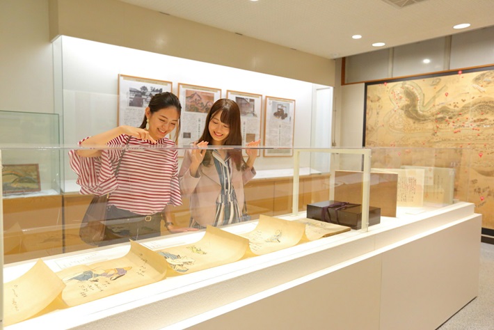 津和野町日本遺産センター館内